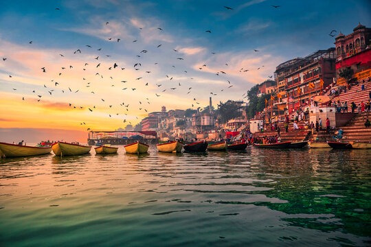 Best Travel agency in Varanasi - Ayush Travels